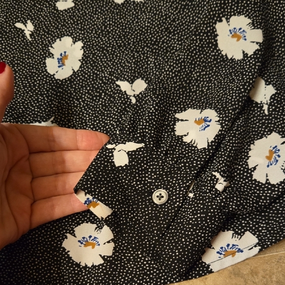 J. Crew Black and White Patterned Top - Picture 4 of 6